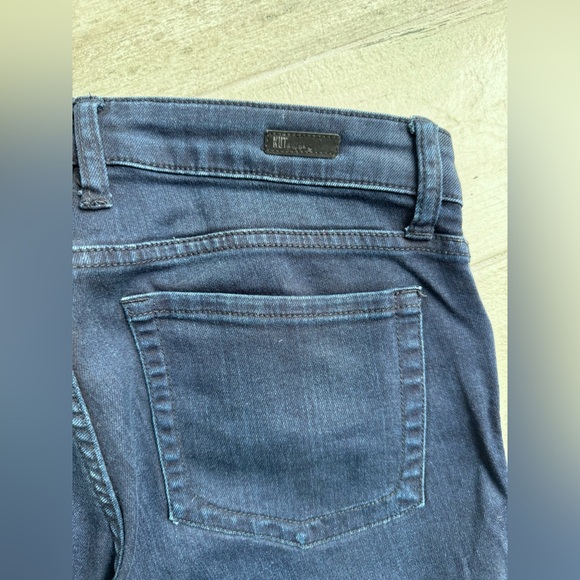 Kut From The Kloth Women's "Diana" Skinny Ankle Jeans - size 4 - Picture 3 of 6